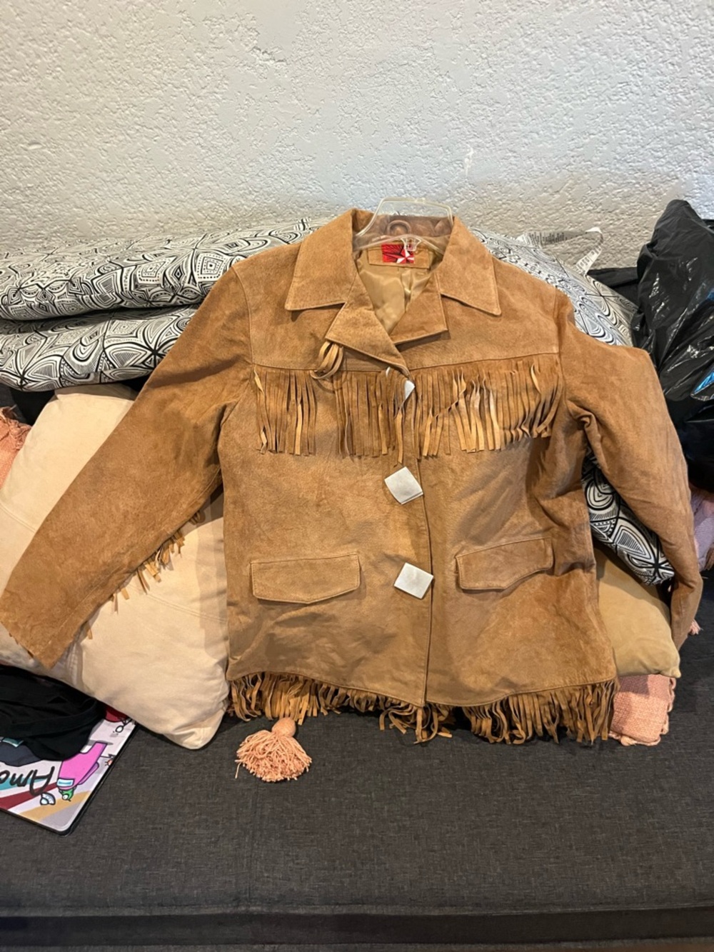 Vintage Genuine Leather Fringe Jacket in Tan - Picture 8 of 11